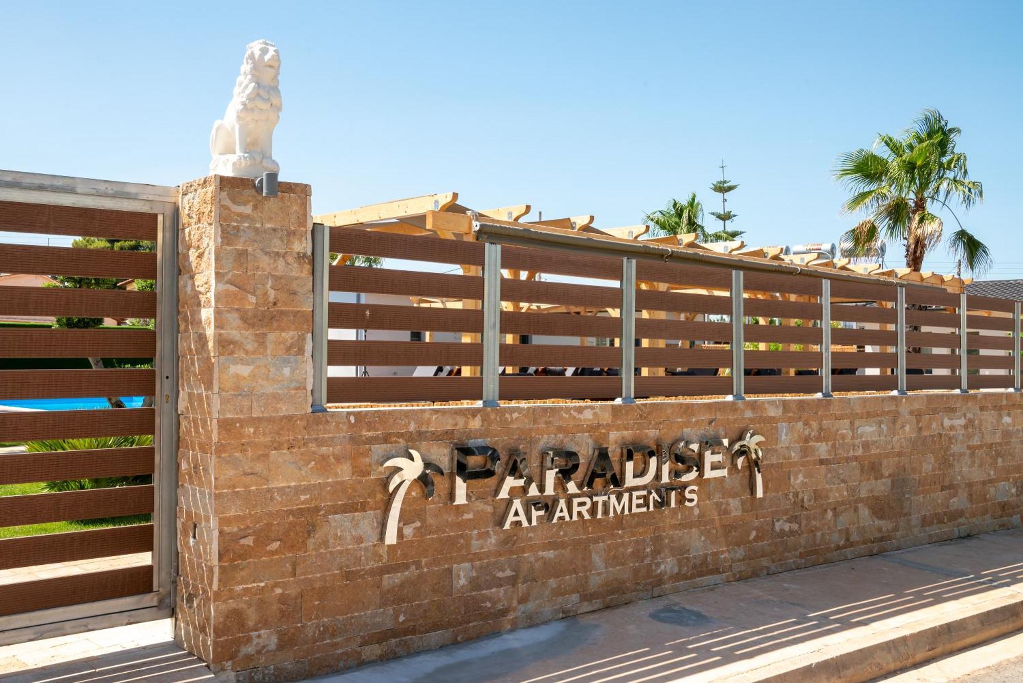 Paradise Apartments Artemida Bagian luar foto