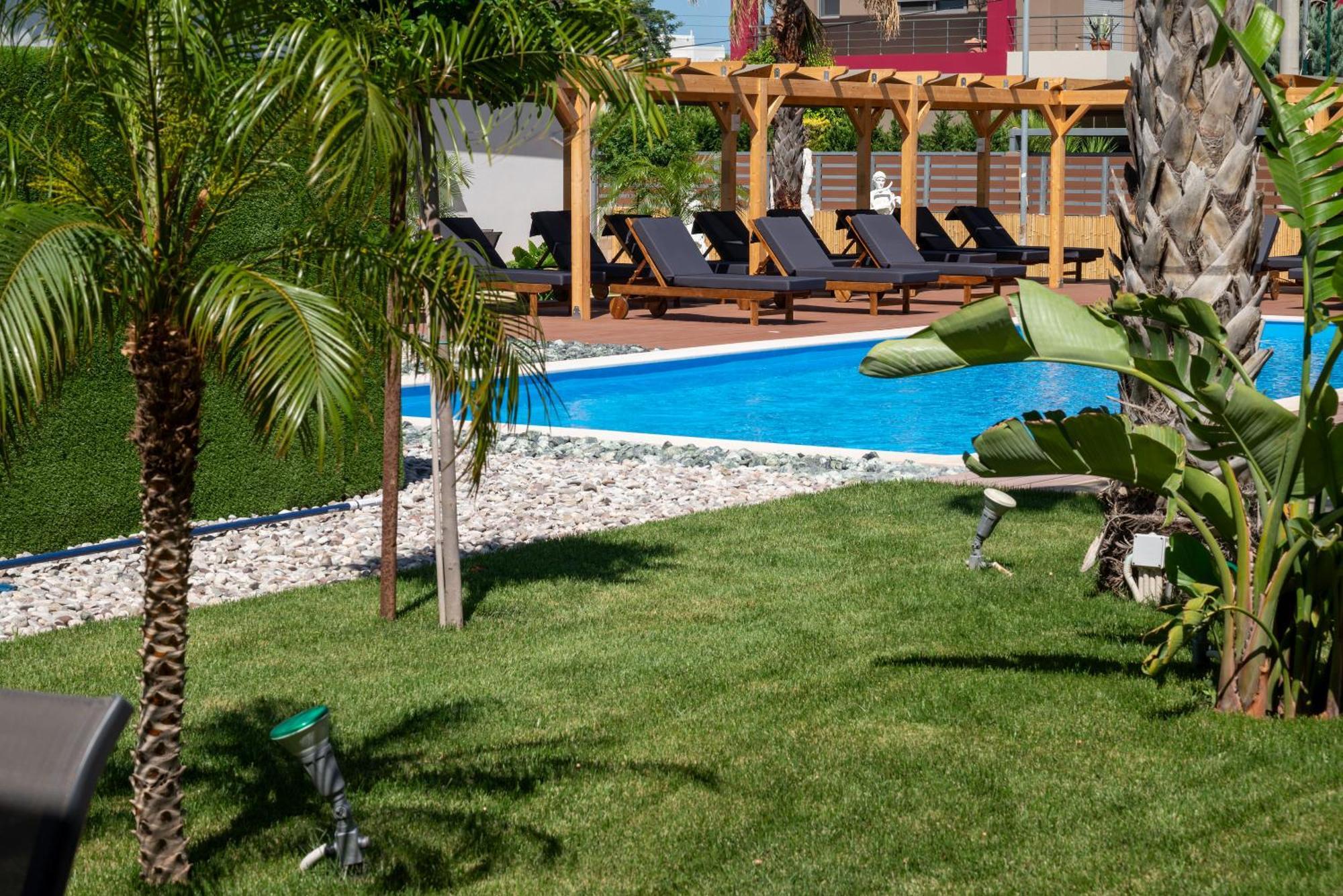 Paradise Apartments Artemida Bagian luar foto