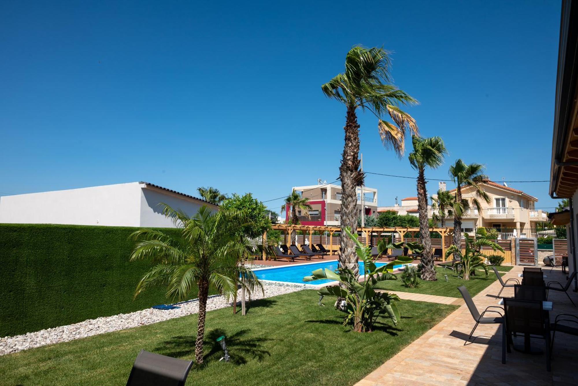 Paradise Apartments Artemida Bagian luar foto