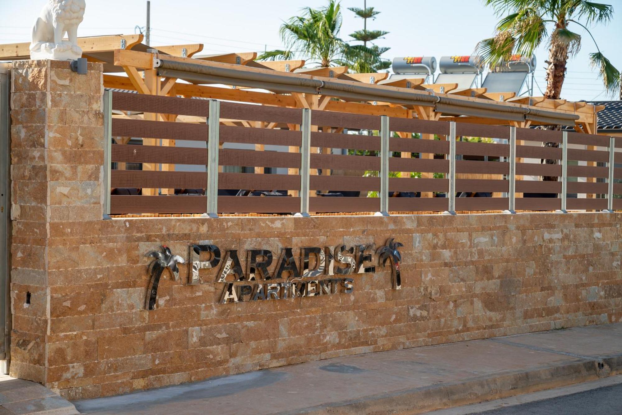 Paradise Apartments Artemida Bagian luar foto