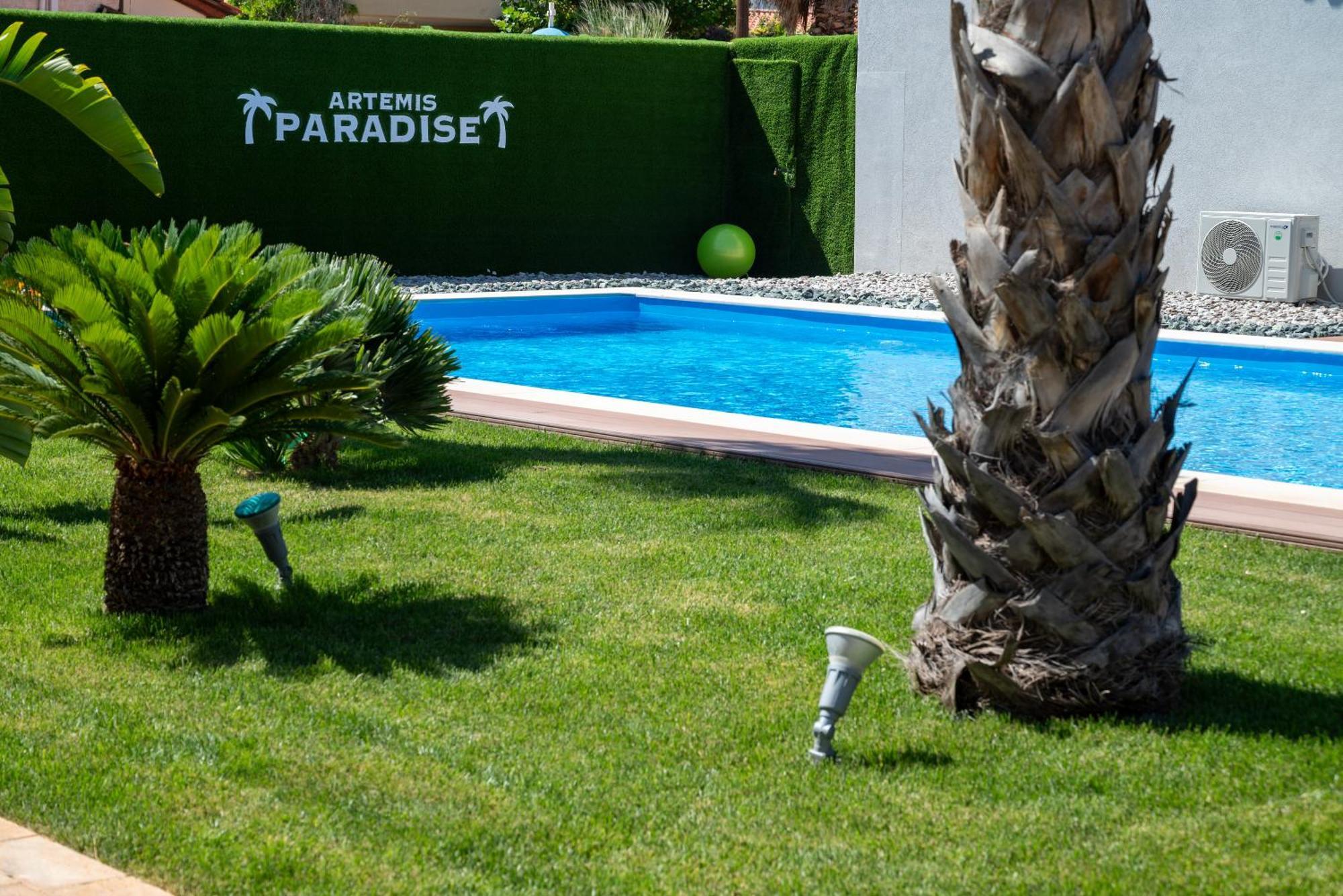 Paradise Apartments Artemida Bagian luar foto